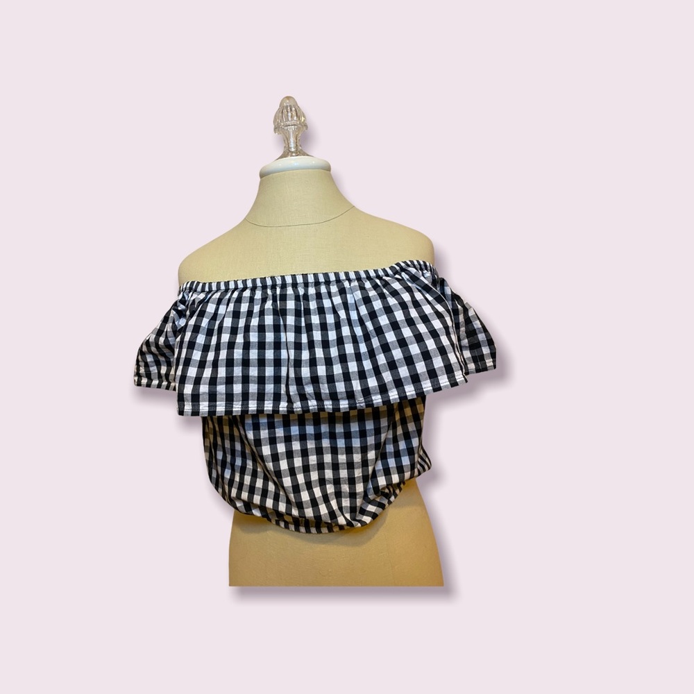 Rue21 off the shoulders black and white checkers
